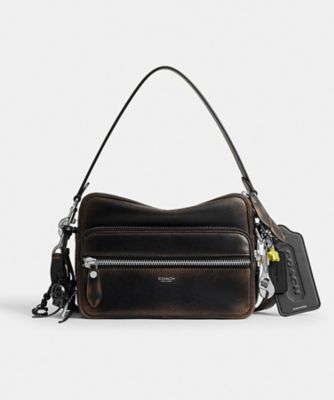 ダコタ クロスボディ バッグ・ラブド レザー・チャーム | COACH/コーチ